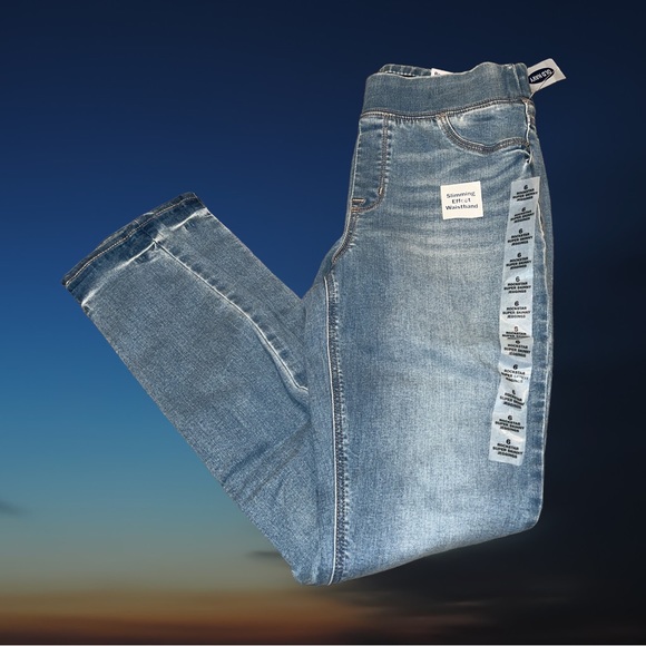Old Navy Denim - NEW Rockstar Super Skinny Jeggings (6)